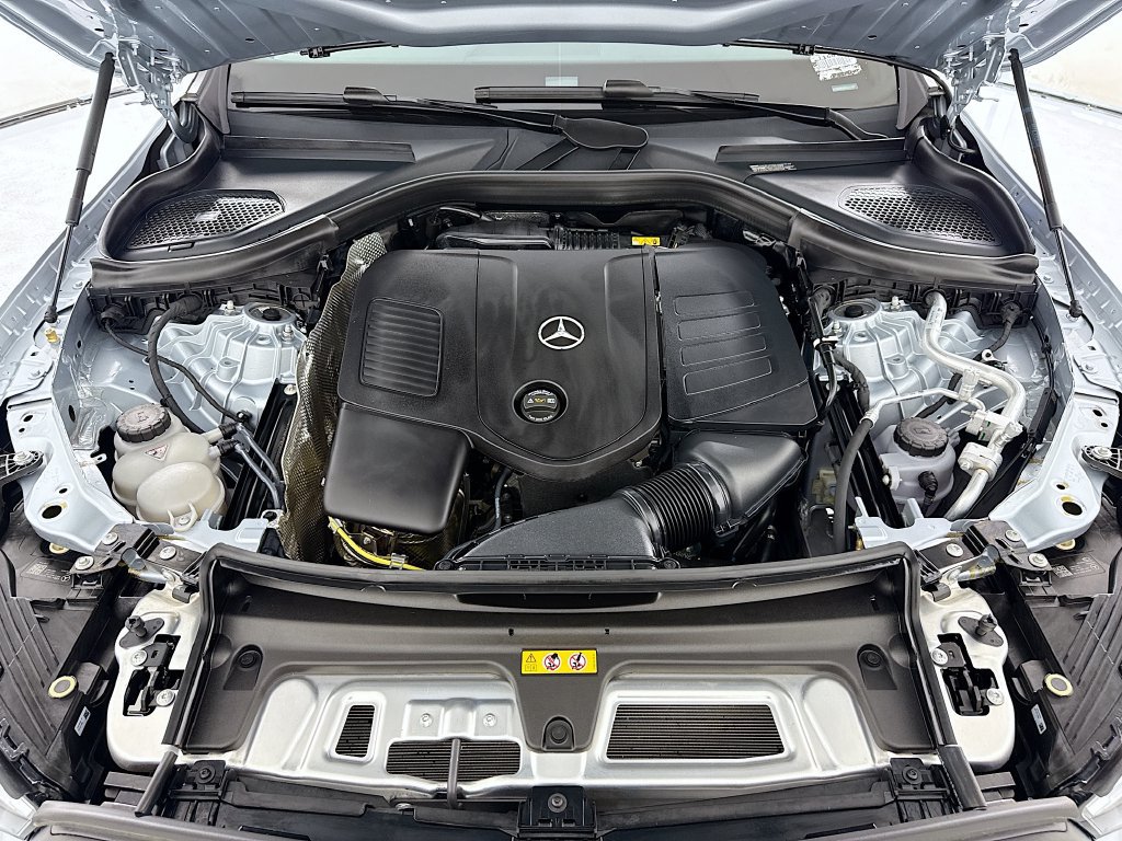 Certified 2026 Mercedes-Benz GLC 300 image 29