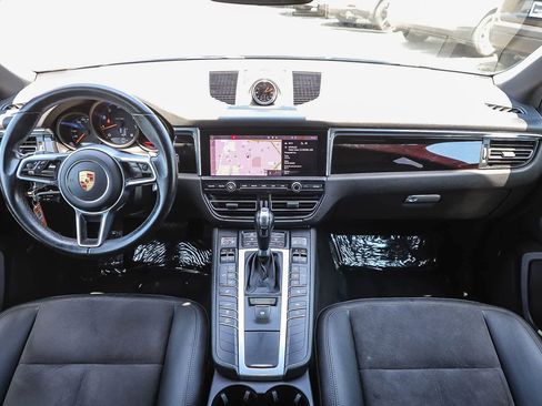 Used 2020 Porsche Macan AWD/4WD image 12