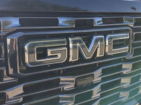 New 2026 GMC Sierra 2500 Denali Ultimate image 34