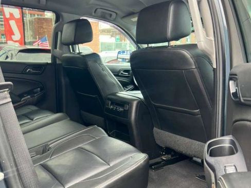 Used 2019 Chevrolet Tahoe LT w/ Luxury Package image 19