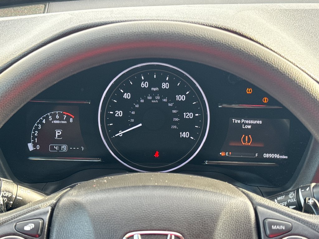 Used 2020 Honda HR-V EX image 16