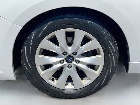 Used 2016 Subaru Legacy 2.5i Premium AWD/4WD image 30