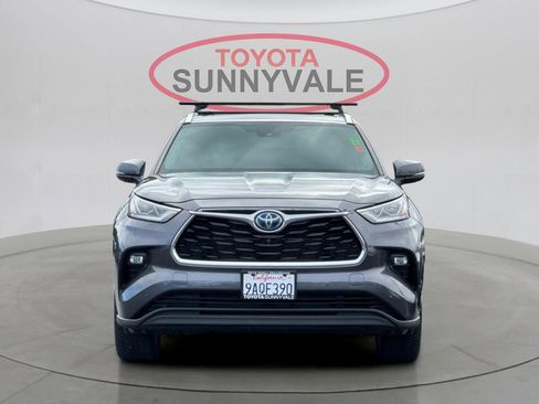 Used 2022 Toyota Highlander Limited image 11