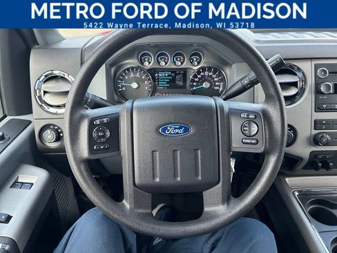 Used 2016 Ford F250 XLT w/ XLT Premium Package AWD/4WD image 30