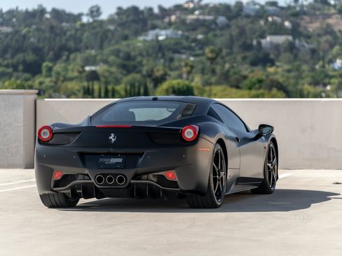 Used 2014 Ferrari 458 Italia Coupe 2D image 14