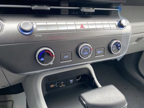 New 2026 Hyundai Kona SE FWD image 26