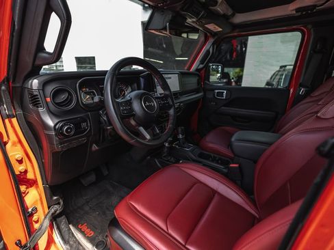 Used 2024 Jeep Wrangler Unlimited Rubicon 392 AWD/4WD image 20