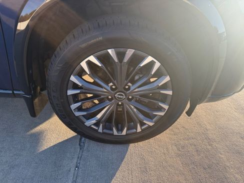 Used 2024 Nissan Rogue Platinum w/ Platinum Premium Package image 29