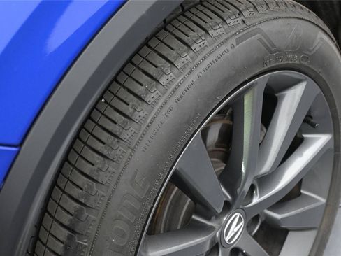 Used 2025 Acura MDX A-Spec AWD/4WD image 14