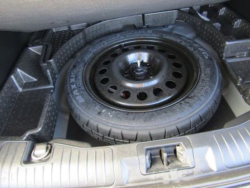 Used 2023 Ford Escape Active image 11