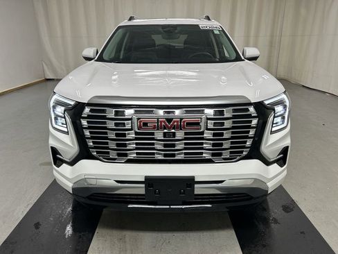 Certified 2026 GMC Terrain Denali AWD/4WD image 3