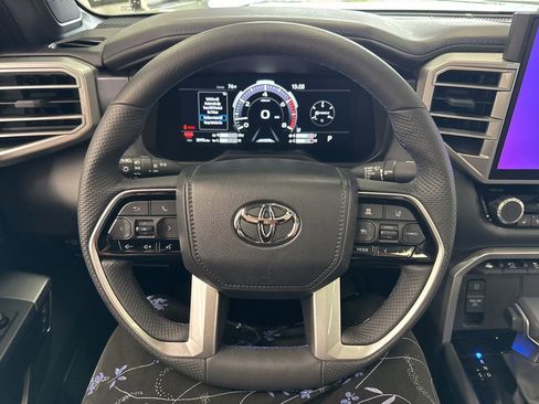 Used 2025 Toyota Tundra Platinum AWD/4WD image 20