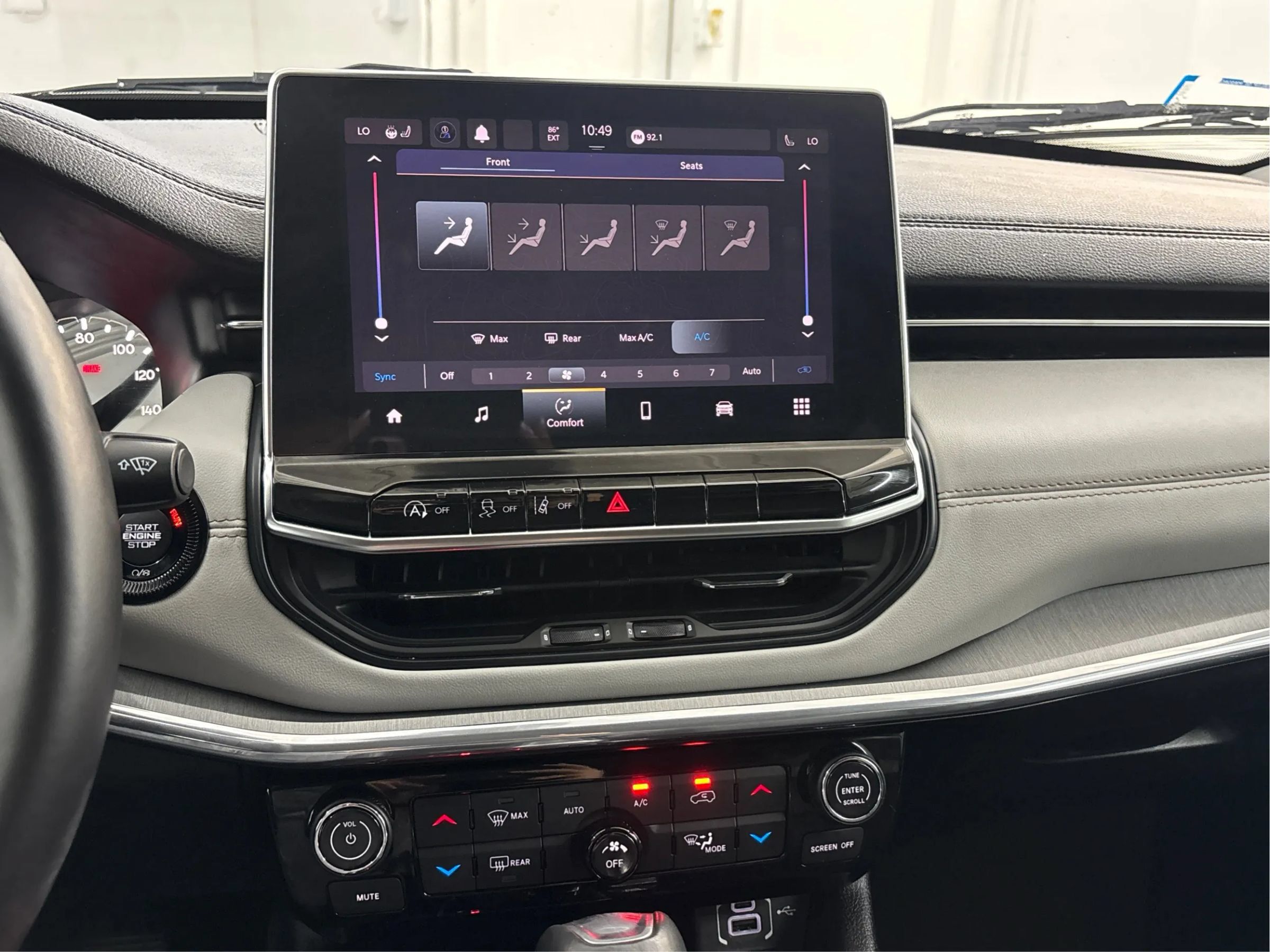 Used 2022 Jeep Compass Limited w/ Sun and Sound Group AWD/4WD image 36