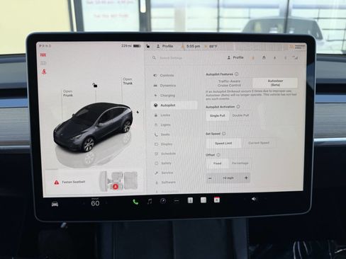 Used 2023 Tesla Model Y Long Range image 14