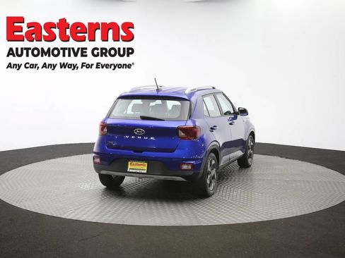 Used 2023 Hyundai Venue Limited w/ Cargo Package FWD image 40
