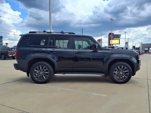 Certified 2025 Toyota Land Cruiser w/ Premium Package AWD/4WD image 8