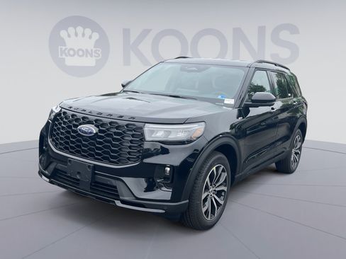 New 2026 Ford Explorer ST-Line AWD/4WD image 1