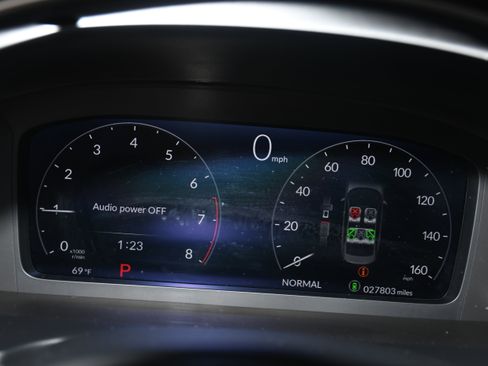 Used 2024 Honda Civic Touring image 14