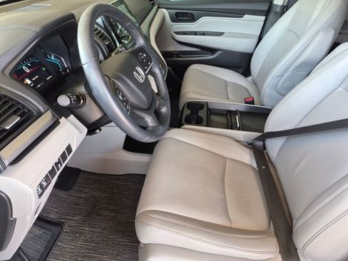 Used 2024 Honda Odyssey EX-L image 15