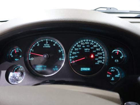 Used 2013 GMC Yukon SLT w/ SLT-2 Equipment Package AWD/4WD image 39