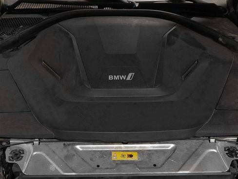 Used 2023 BMW i4 eDrive40 w/ M Sport Package RWD image 17