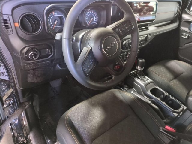 Used 2026 Jeep Gladiator Mojave AWD/4WD image 8