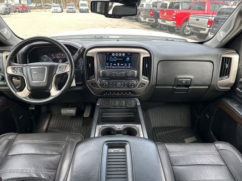 Used 2017 GMC Sierra 3500 Denali w/ Duramax Plus Package AWD/4WD image 19
