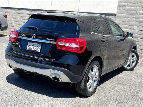 Used 2018 Mercedes-Benz GLA 250 4MATIC image 13