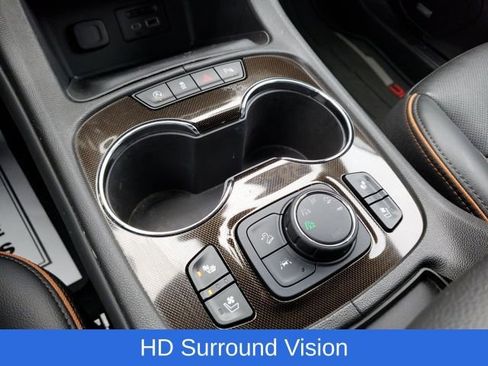 Used 2023 GMC Acadia AT4 w/ Technology Package image 29