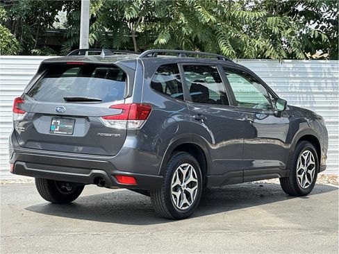 Used 2022 Subaru Forester Premium AWD/4WD image 10