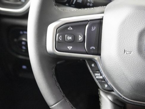 New 2026 RAM 1500 4x4 Crew Cab image 29