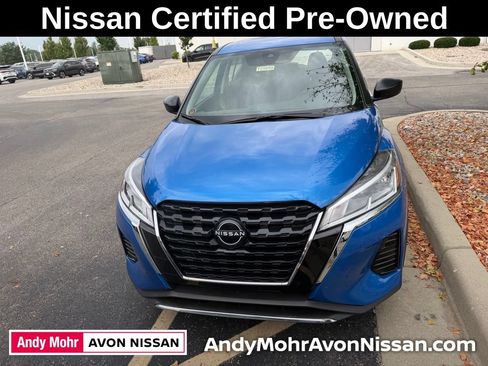 Certified 2025 Nissan Kicks Play S FWD image 2