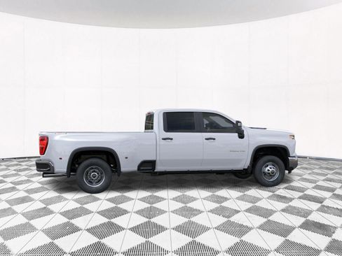 New 2026 Chevrolet Silverado 3500 W/T image 11