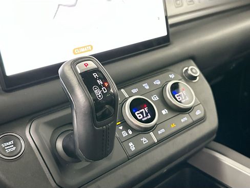Used 2025 Land Rover Defender 130 X image 18