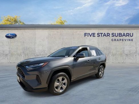 Used 2025 Toyota RAV4 XLE FWD image 4