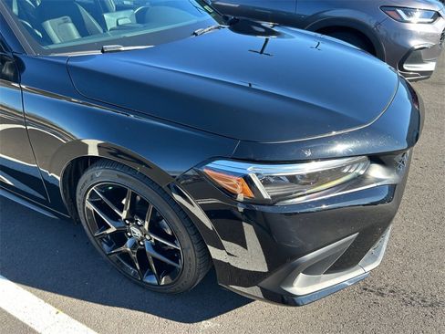 Used 2023 Honda Civic Sport image 28