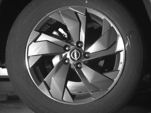 Used 2025 Nissan Rogue SV image 15