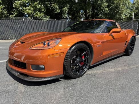Used 2007 Chevrolet Corvette Z06 w/ Preferred Equipment Group RWD image 2