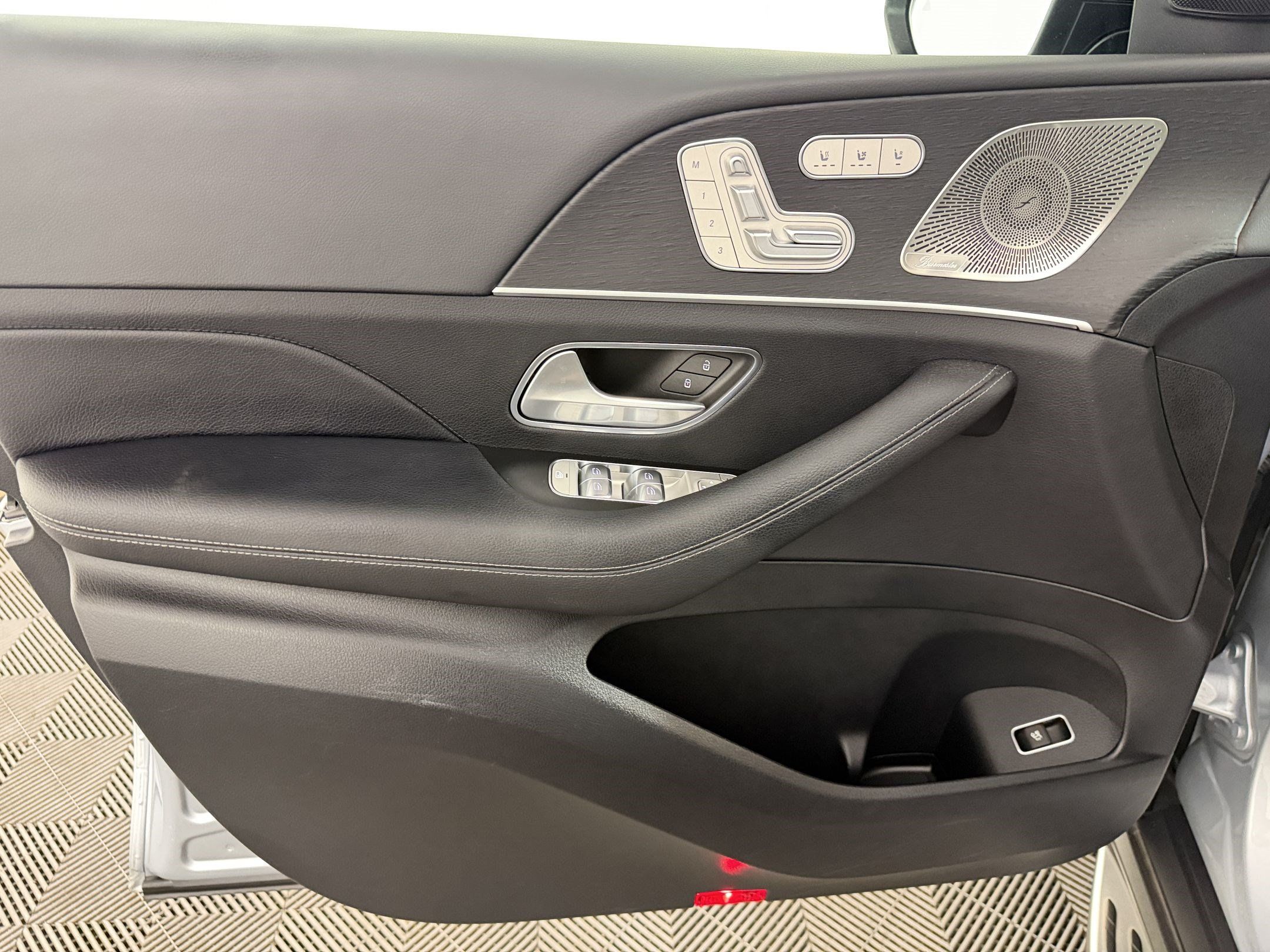 Certified 2024 Mercedes-Benz GLS 450 4MATIC image 14