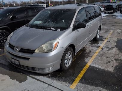 Used 2005 Toyota Sienna CE