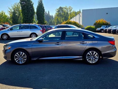 Used 2019 Honda Accord Touring image 4