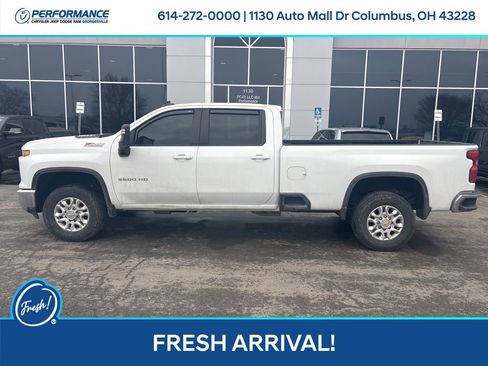 Used 2024 Chevrolet Silverado 3500 LT w/ Convenience Package image 7