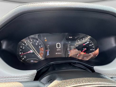 Used 2025 Jeep Compass Limited AWD/4WD image 12