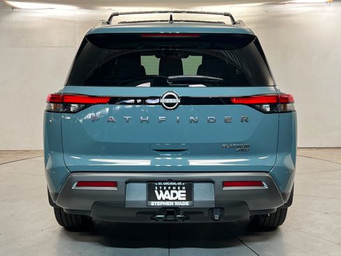New 2026 Nissan Pathfinder Platinum AWD/4WD image 4