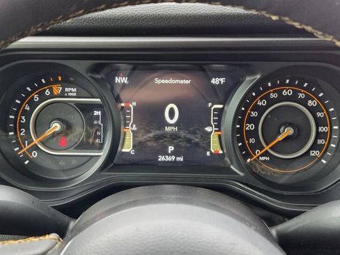 Used 2024 Jeep Gladiator Sport image 16