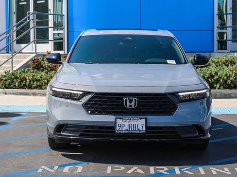 Used 2024 Honda Accord Sport image 2