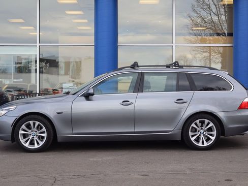 Used 2010 BMW 535i xDrive Wagon image 2