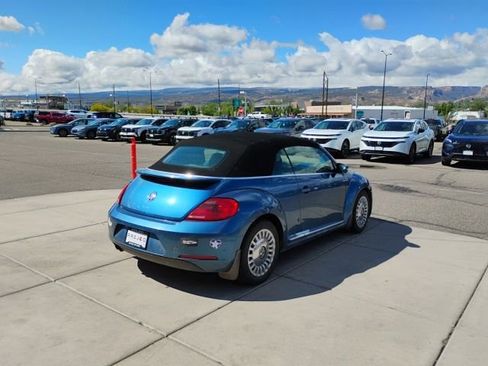 Used 2016 Volkswagen Beetle 1.8T S FWD image 5