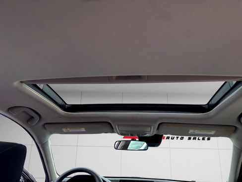 Used 2018 Honda Accord EX image 16