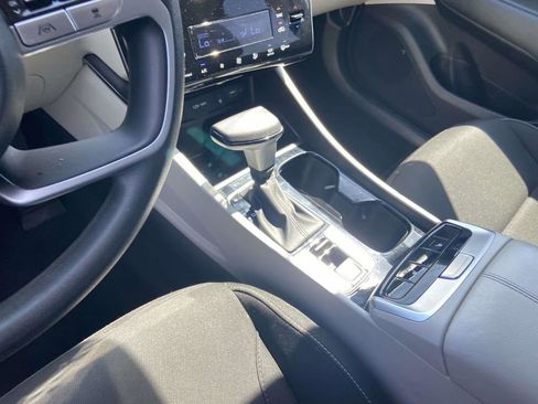 Certified 2024 Hyundai Tucson SEL FWD image 21